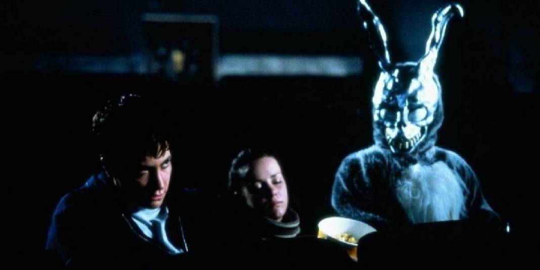 Bu filmleri izlerken aklınız mantığınıza ters düşecek! Sadece zekiler tek seferde çözüyor! Herkesin devrelerini yakacak  filmler 9